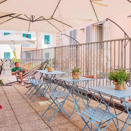 Costello 斯培西亚