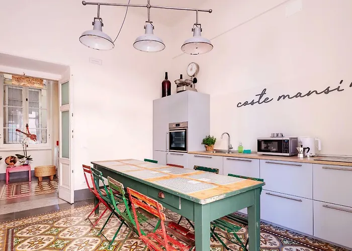 Costello Vandrerhjem *